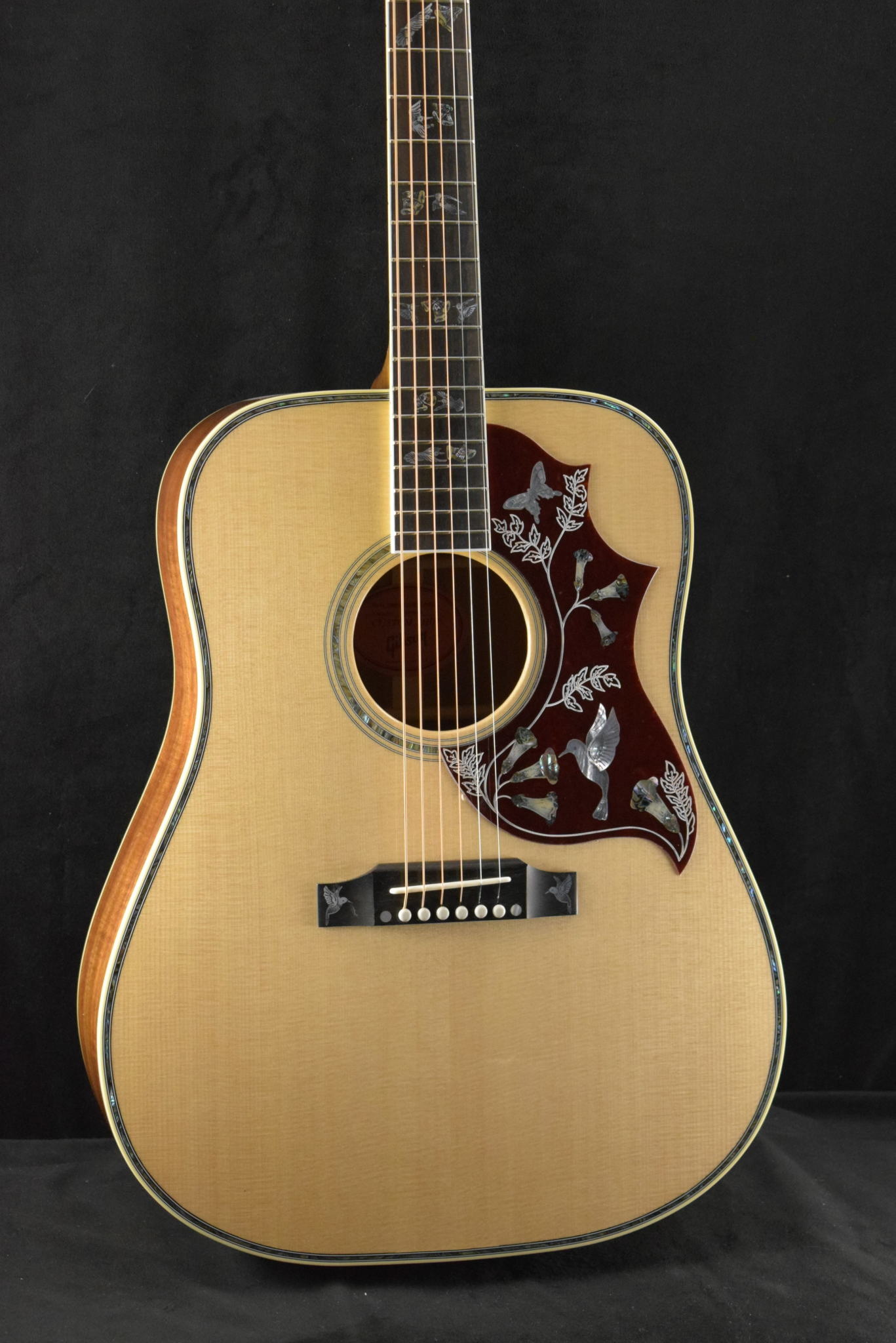 Gibson Custom Shop Hummingbird Custom Koa Antique Natural