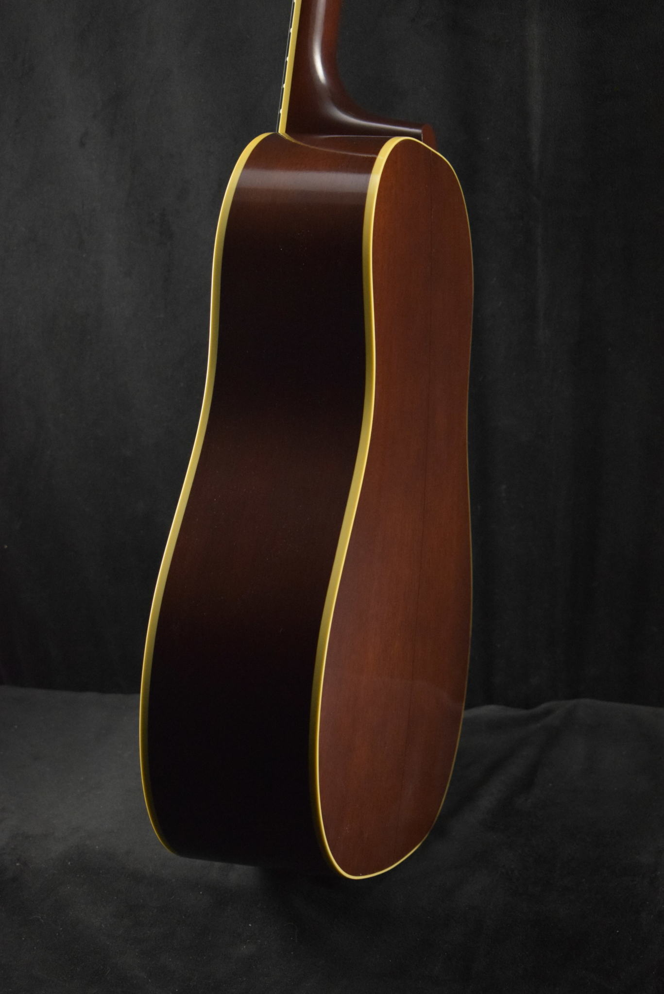 Gibson Gibson Custom Shop 1939 J-55 Faded Vintage Sunburst