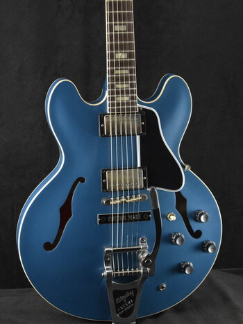 Gibson Gibson Custom Shop 1964 ES-335 Reissue Pelham Blue Bigsby VOS NH