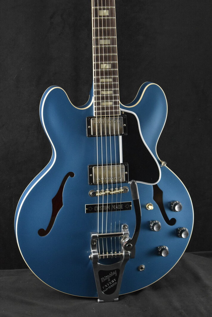 Gibson Gibson Custom Shop 1964 ES-335 Reissue Pelham Blue Bigsby VOS NH