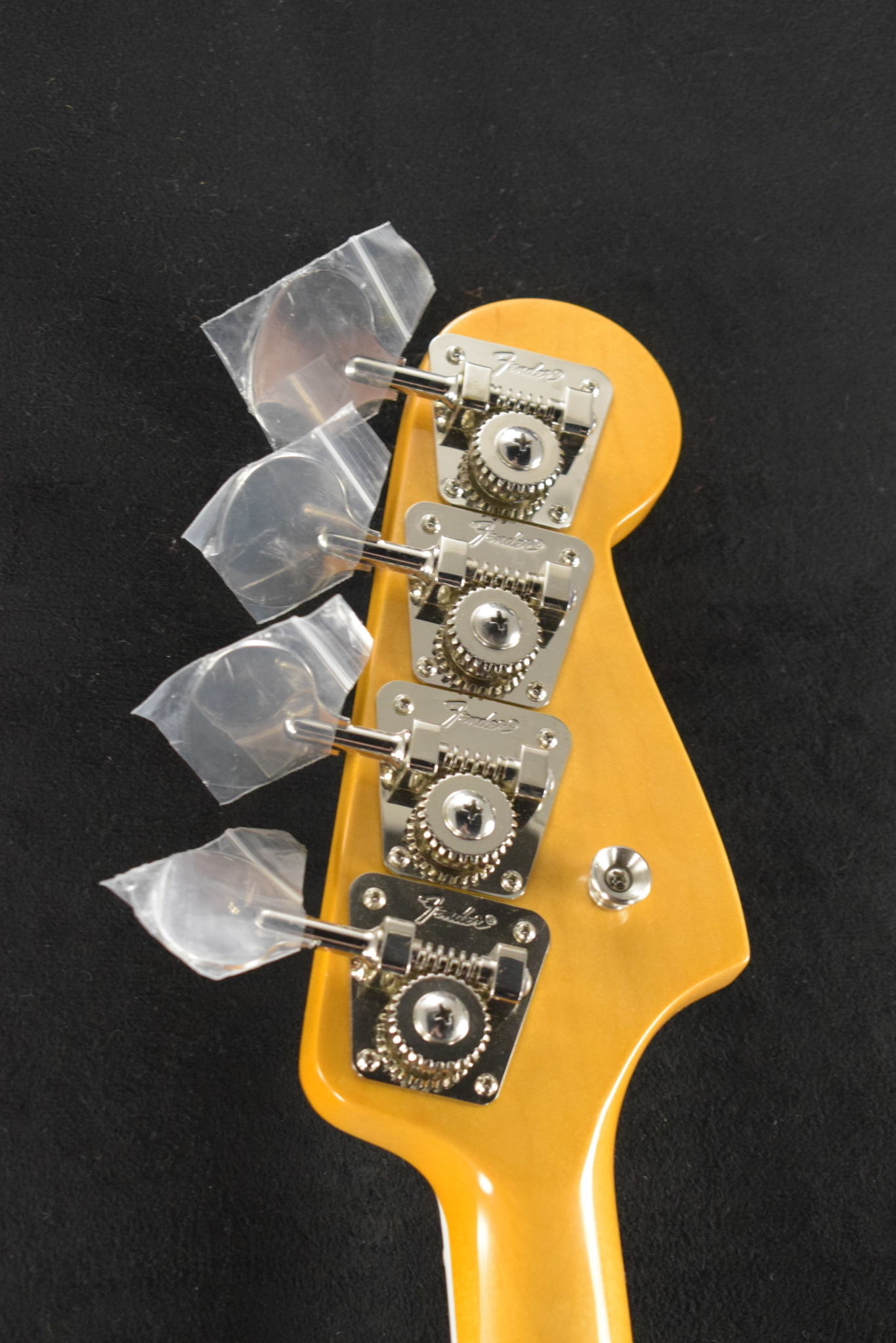 Fender Fender American Vintage II 1966 Jazz Bass Left-Hand 3-Color Sunburst