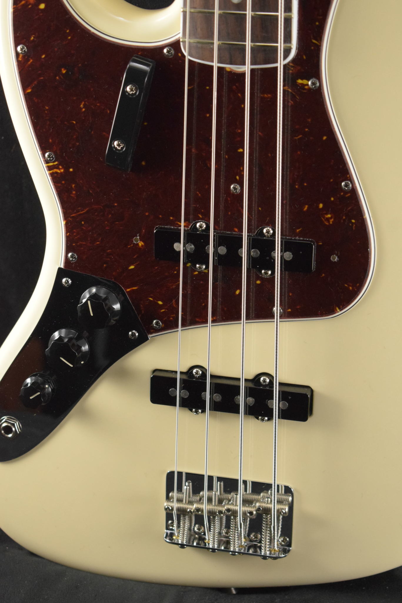 Fender Fender American Vintage II  Jazz Bass Left Hand Olympic White  Rosewood Fingerboard