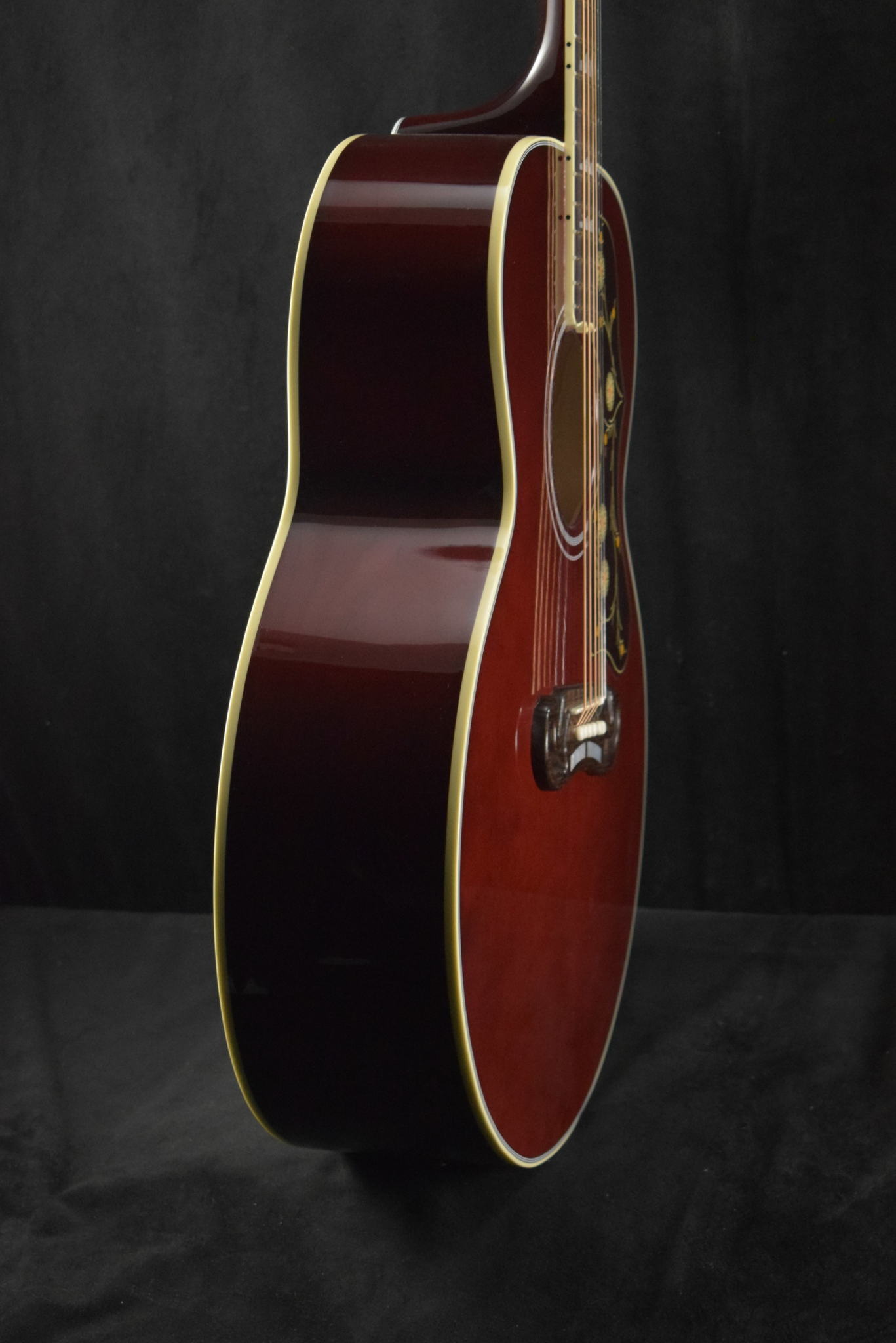 Gibson Gibson SJ-200 Standard Wine Red