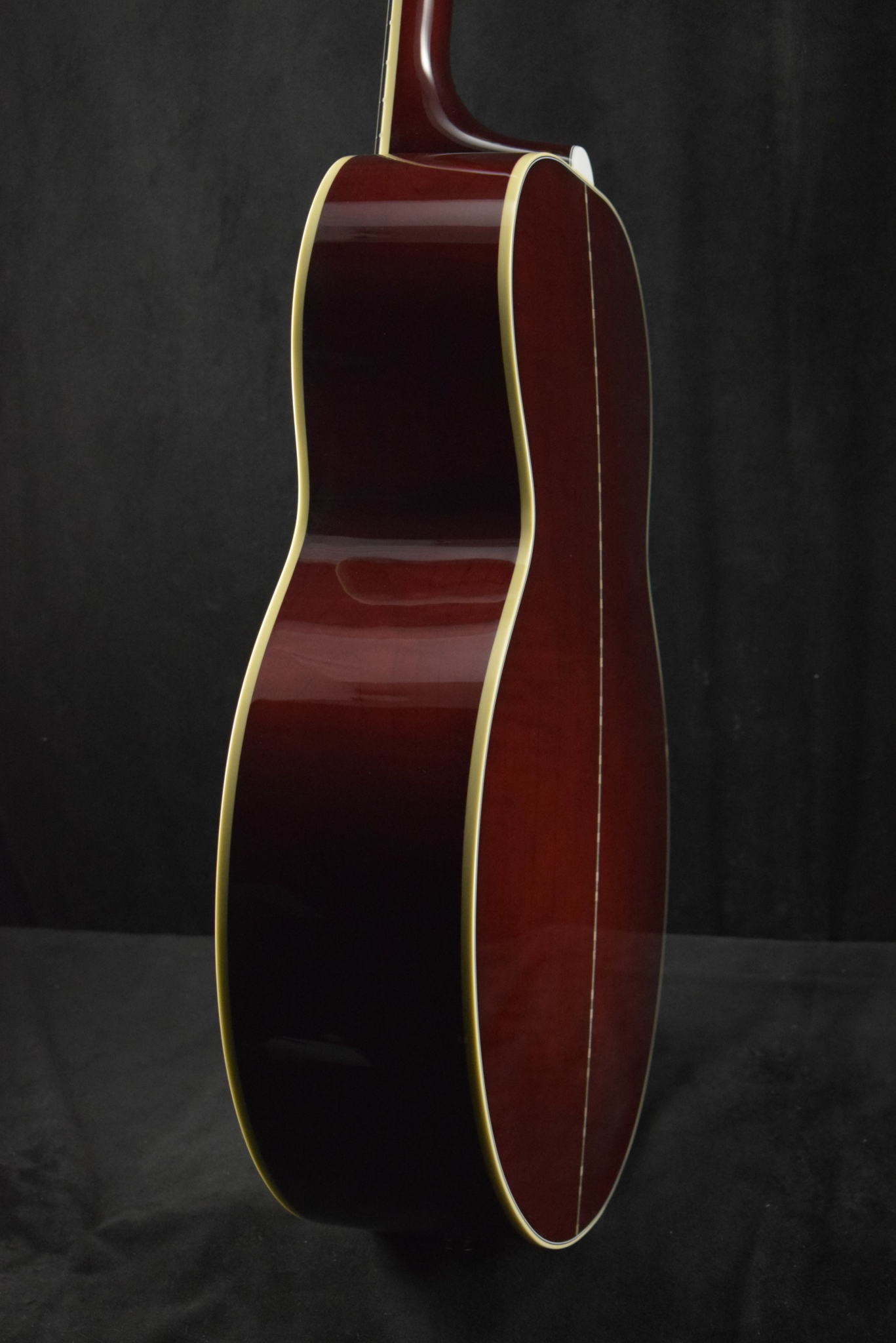 Gibson Gibson SJ-200 Standard Wine Red