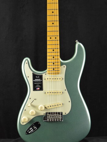 Fender American Professional II Stratocaster Left-Hand Mercury