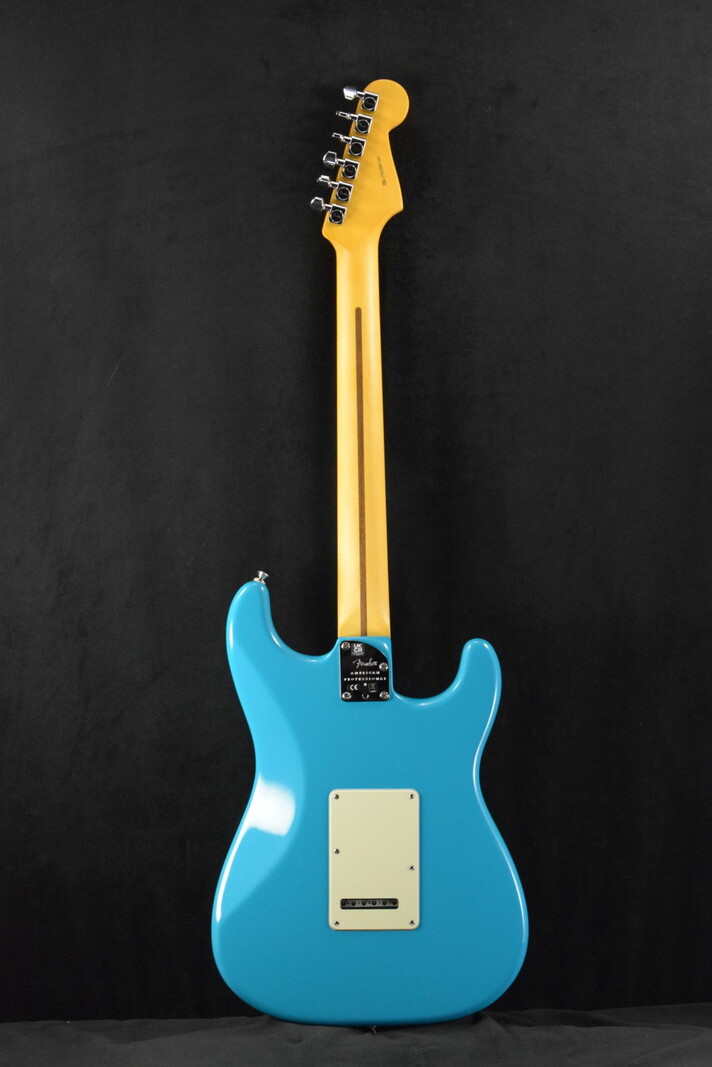 Fender Fender American Professional II Stratocaster Left-Hand Miami Blue Rosewood Fingerboard
