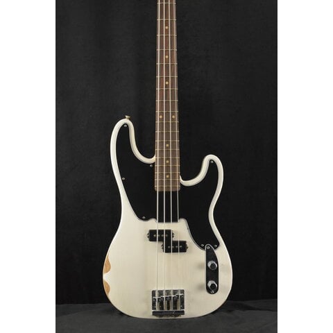 Fender Mike Dirnt Road Worn Precision Bass Rosewood Fingerboard