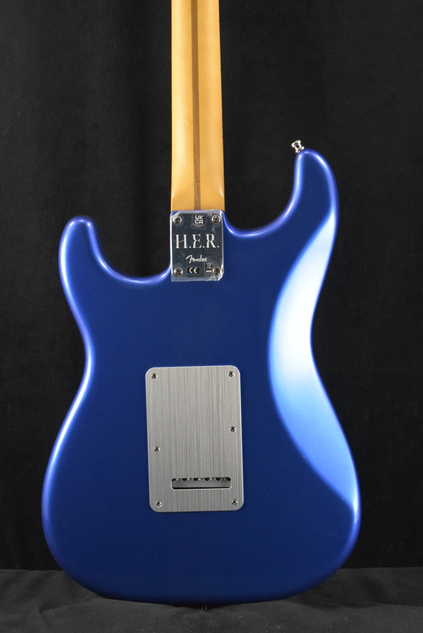 Fender Fender Limited Edition H.E.R. Stratocaster Blue Marlin Maple Fingerboard