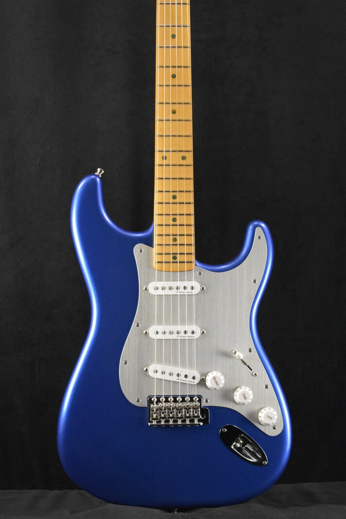 Fender Fender Limited Edition H.E.R. Stratocaster Blue Marlin Maple Fingerboard