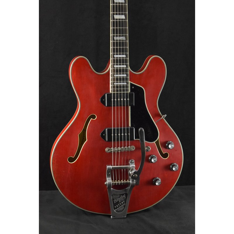 Eastman Eastman T64/V-RD Thinline Bigsby Antique Varnish Red Finish
