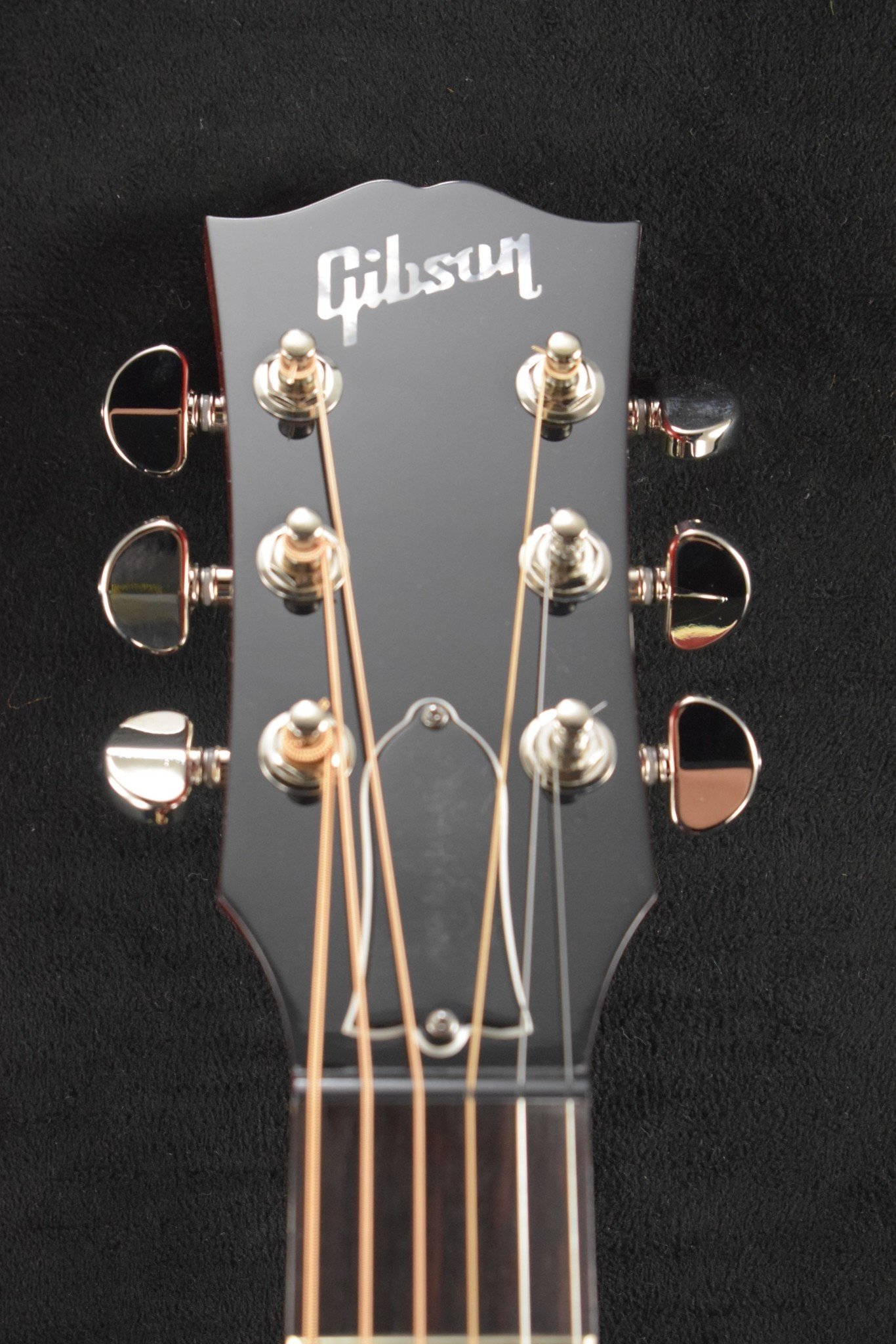 GIBSON - J-45 STANDARD CHERRY - GUITARE FOLK Gibson J-45 STANDARD