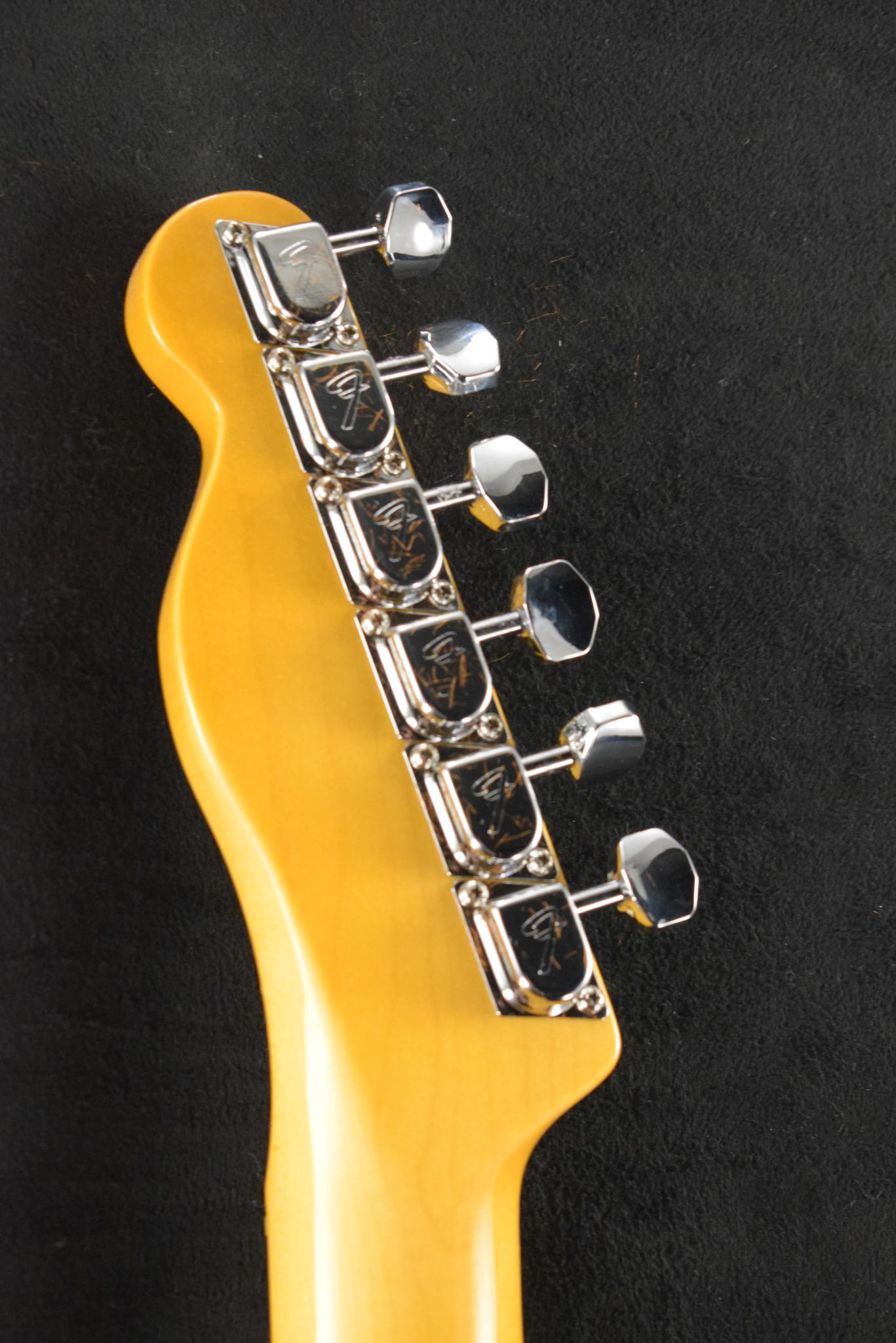 Fender American Vintage II 1977 Telecaster Custom Black