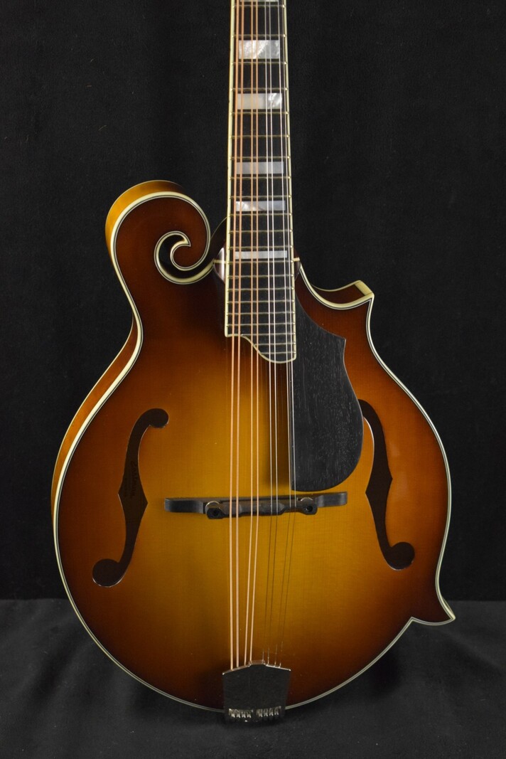 Eastman Eastman MD615-GB F-Style F-Hole Electric Mandolin Goldburst Finish