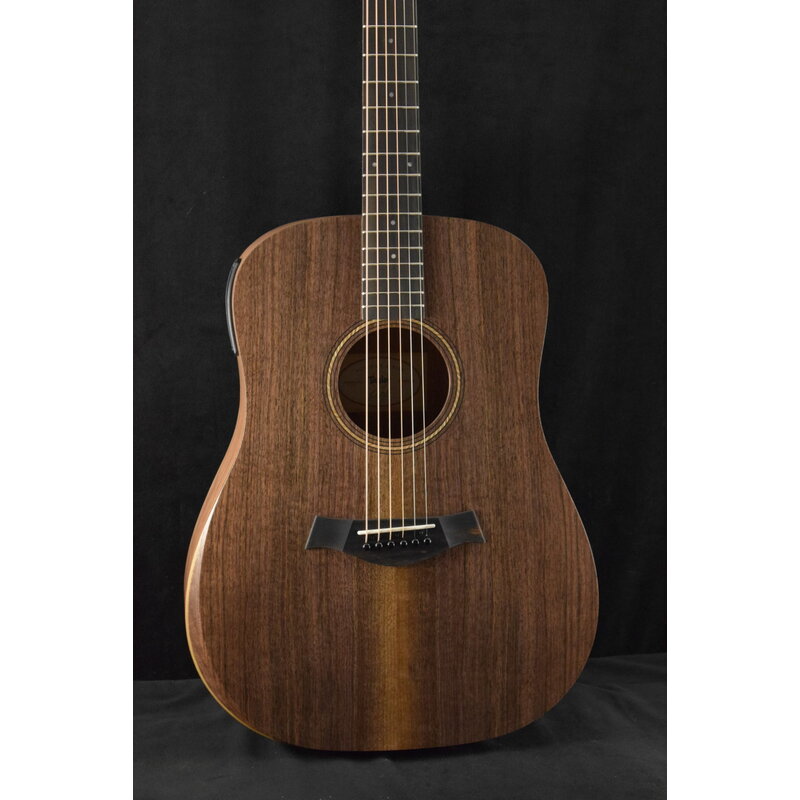 Taylor Taylor Academy 20e Walnut Top Layered Walnut Back and Sides Natural