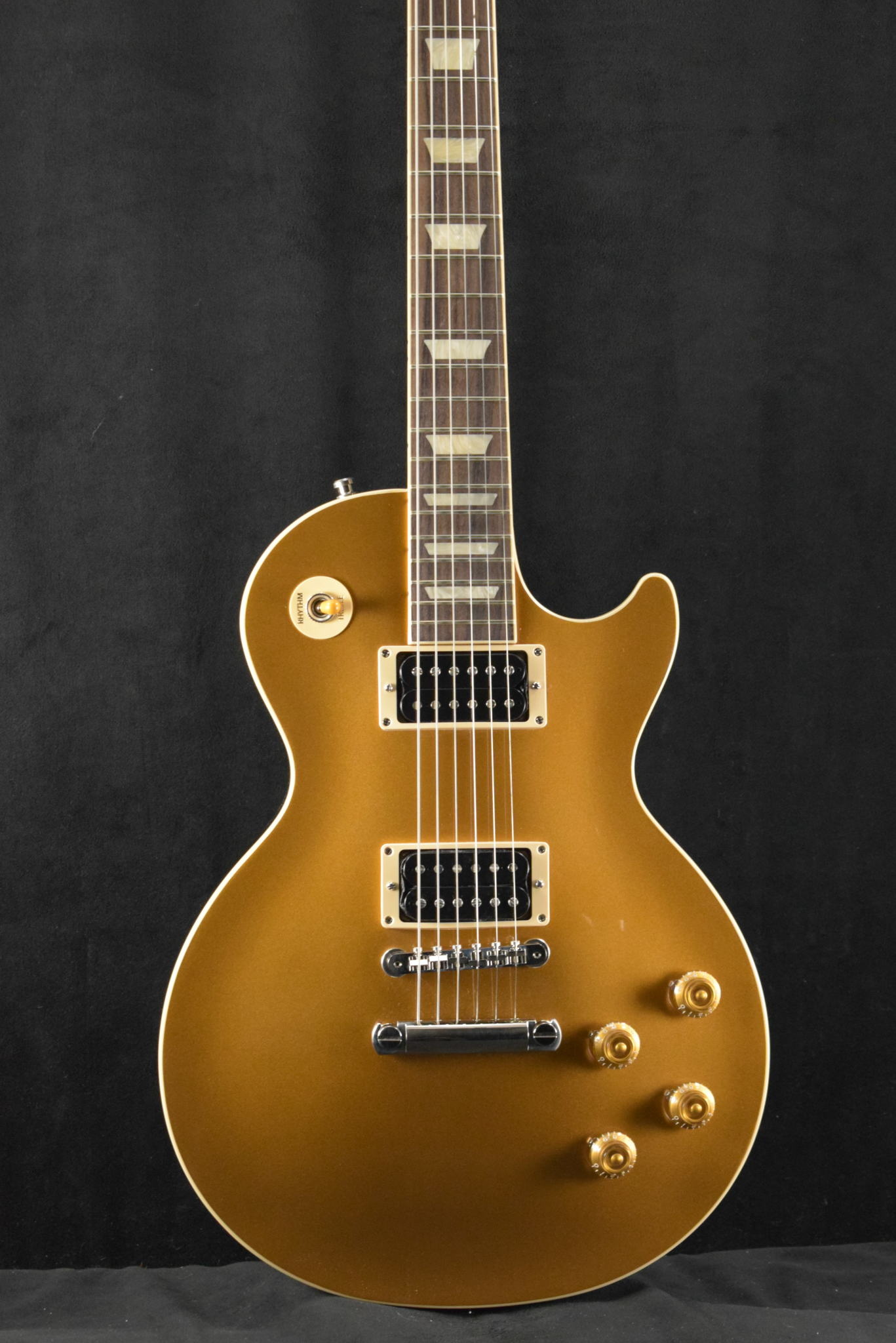 Slash's Guitars  Live, studio and Signature Les Paul