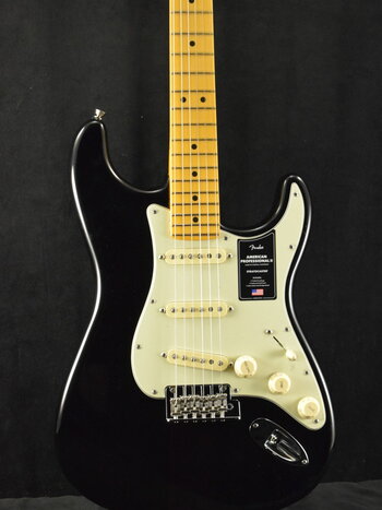 Fender Fender American Professional II Stratocaster Black Maple Fingerboard