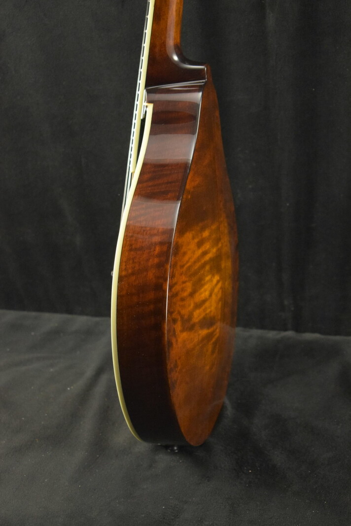 Eastman Eastman MD505-CS A-Style F-Hole Mandolin Classic Sunburst