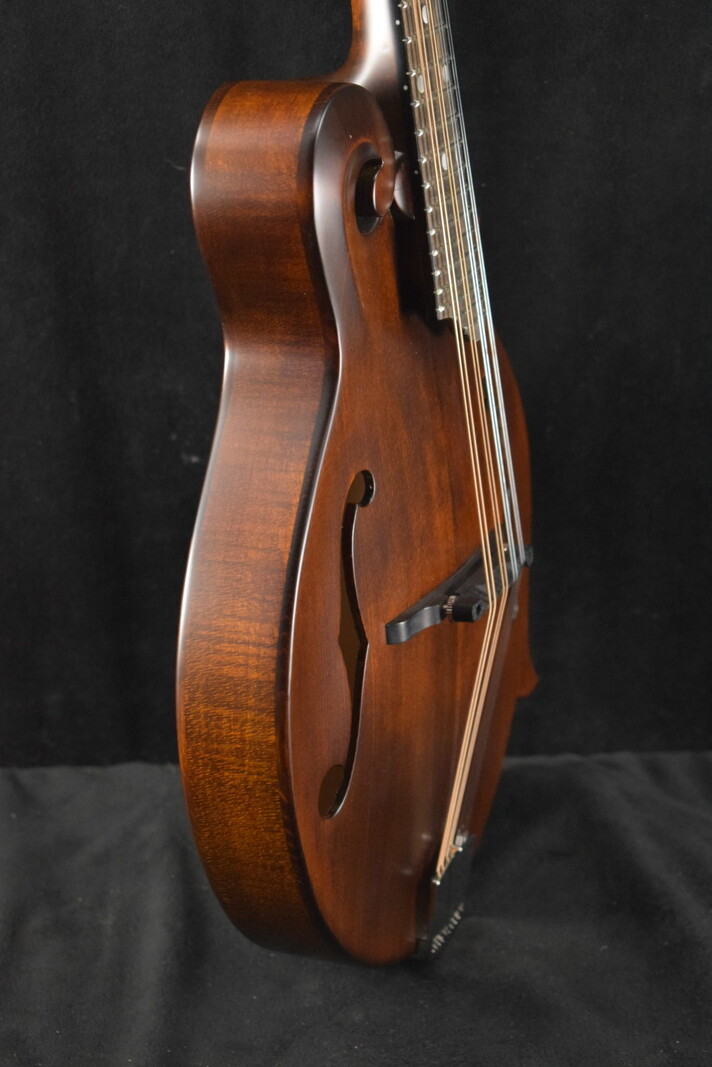 Eastman Eastman MD515CC/N F-Style F-Hole Contoured Comfort Mandolin Classic Finish