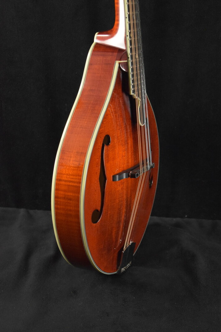 Eastman MDO305 A-Style F-Hole Octave Mandolin Classic Finish - Fuller's  Guitar