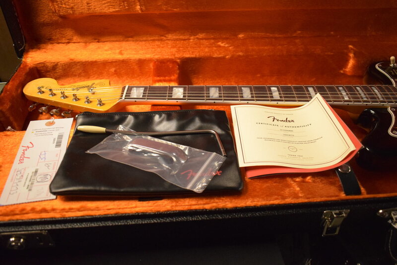 Fender Fender American Vintage II 1966 Jazzmaster 3-Color Sunburst Rosewood  Fingerboard