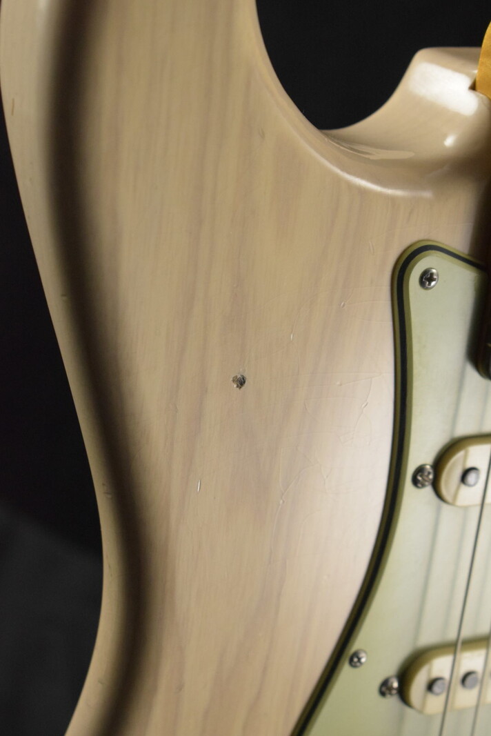Fender Fender Custom Shop Ltd Ed '63 Stratocaster Journeyman Relic Aged White Blonde