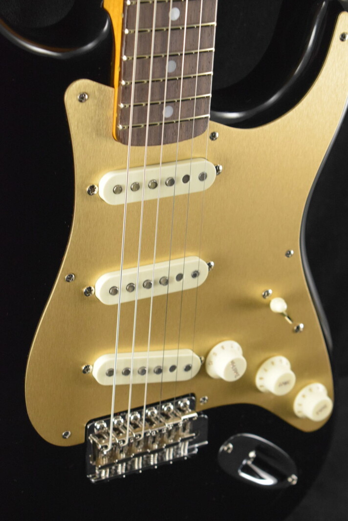 Fender Fender Custom Shop Limited Edition Roasted Strat Special NOS Aged Black