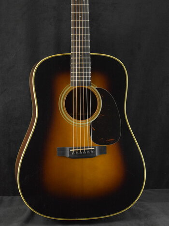 Martin Martin Custom Shop Dreadnought Adirondack Spruce/Wild Grain East Indian Rosewood 1935 Sunburst Aged