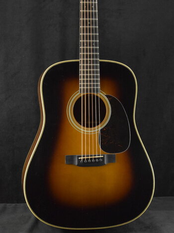 Martin Martin Custom Shop Dreadnought Adirondack Spruce/Wild Grain East Indian Rosewood Stage 1 Aged 1935 Sunburst