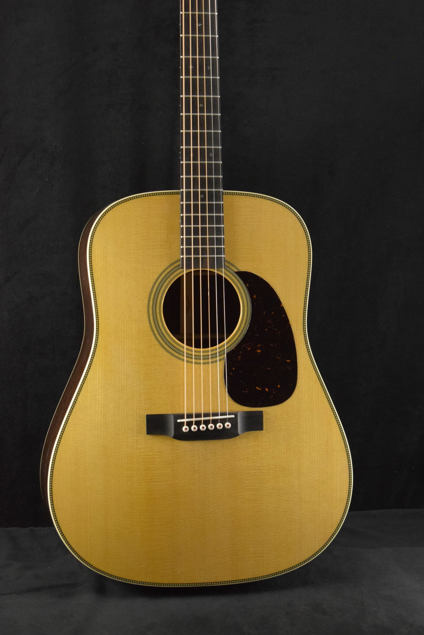 Martin HD-28 Natural - Fuller's Guitar