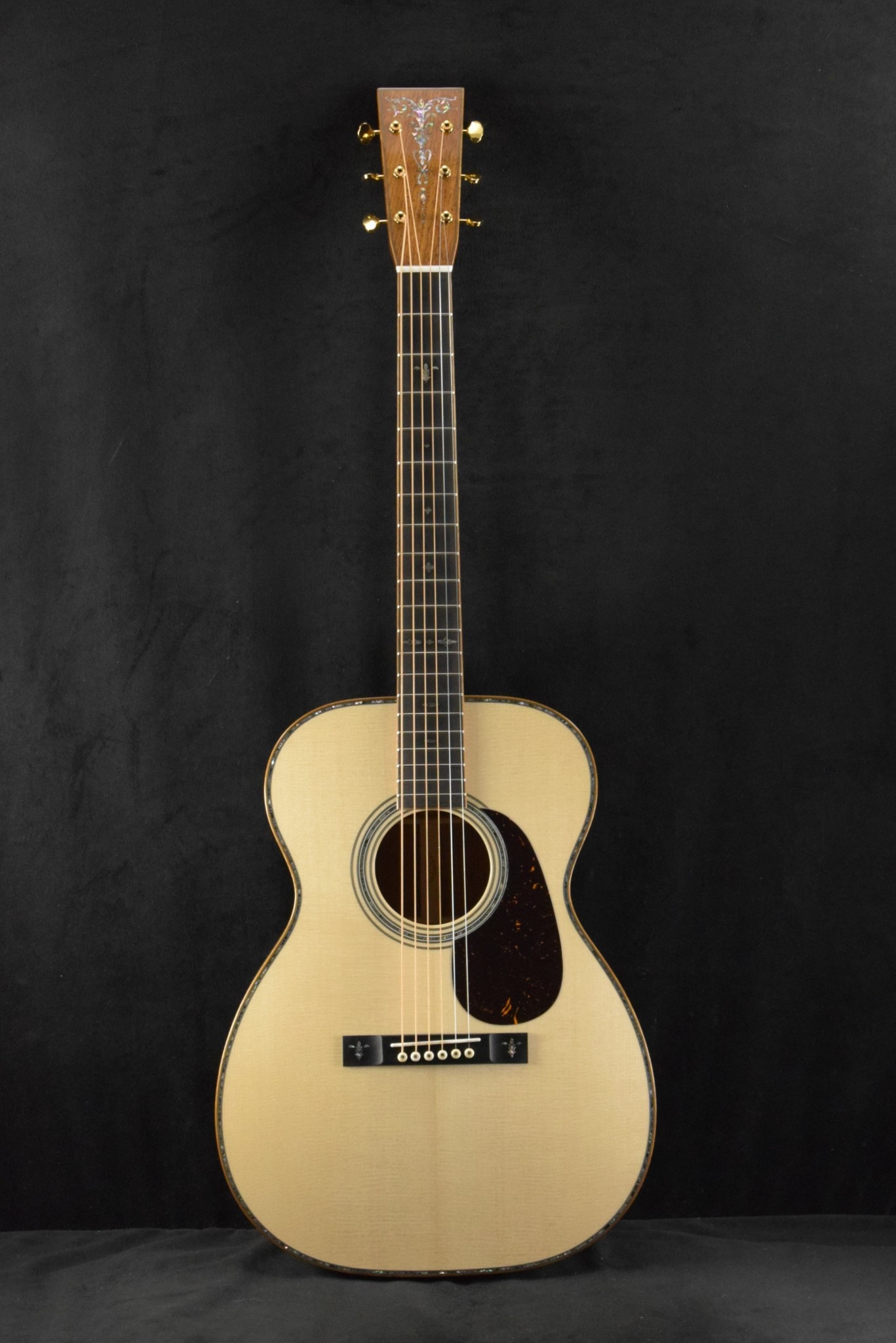 Martin Martin Custom Shop OO Grand Concert Italian Alpine Spruce/Guatemalan Rosewood Natural