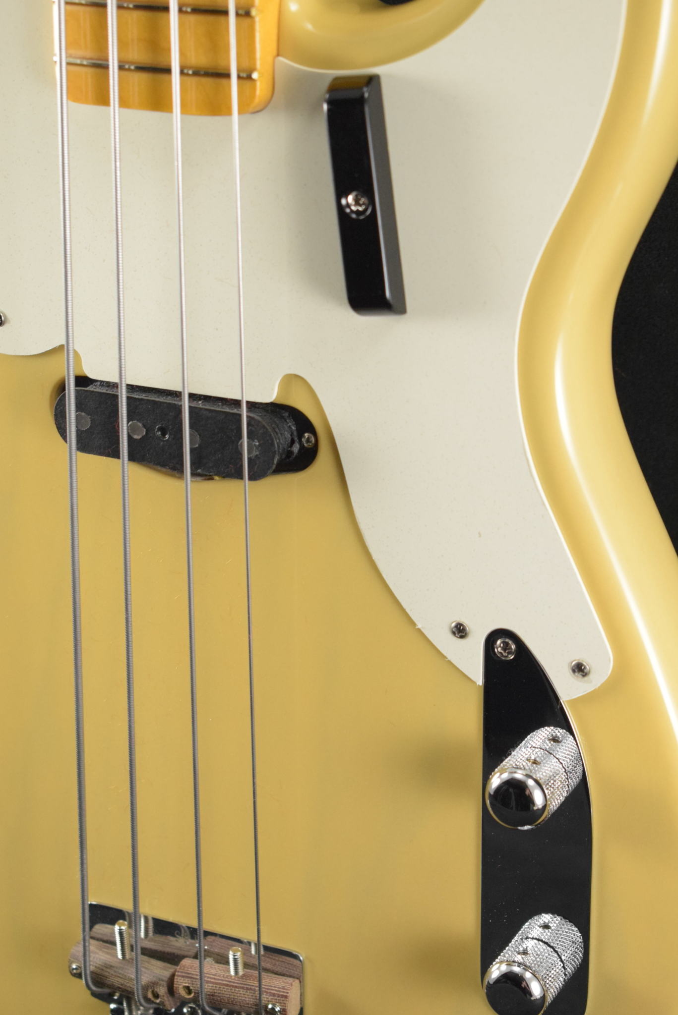 Fender Fender American Vintage II 1954 Precision Bass Vintage Blonde Maple Fingerboard