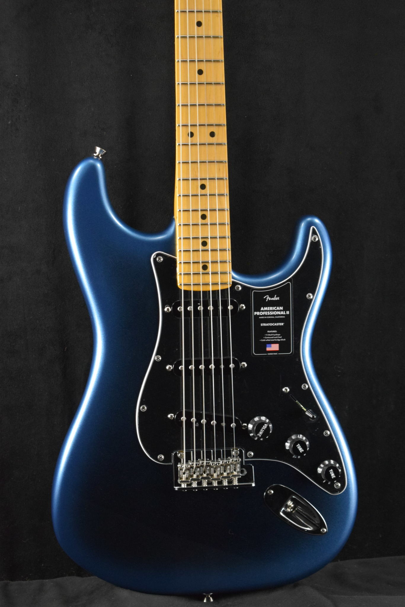 Fender American Professional II Stratocaster Dark Night Maple Fingerboard