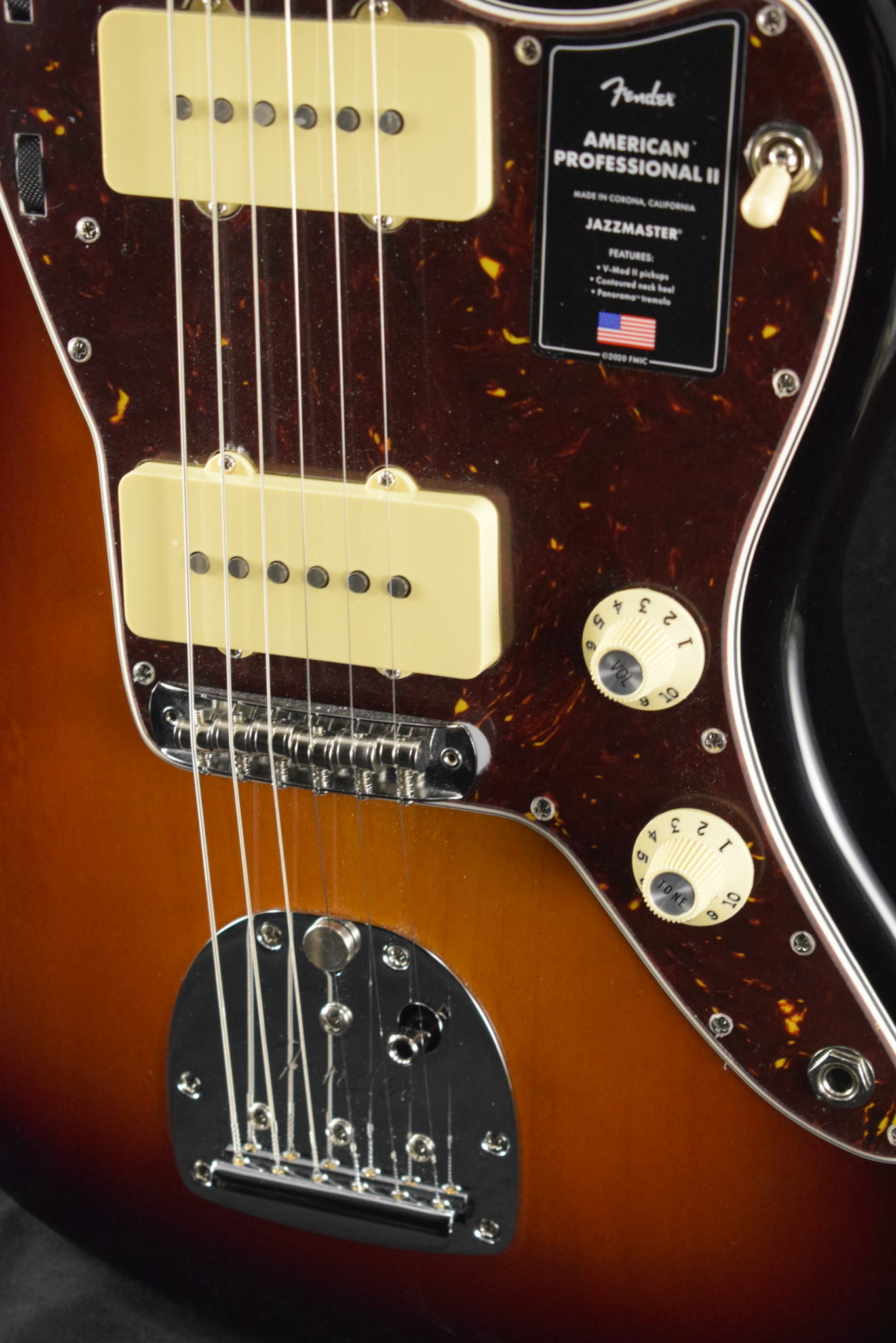 Fender Fender American Professional II Jazzmaster 3-Color Sunburst Rosewood  Fingerboard