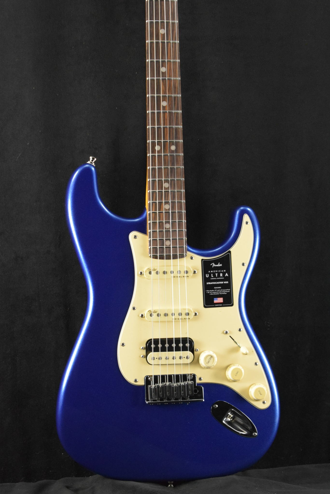 Fender American Ultra Stratocaster HSS Cobra Blue Rosewood Fingerboard