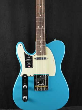 Fender Fender American Professional II Telecaster Left-Hand Miami Blue Rosewood Fingerboard