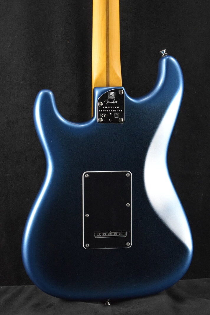 Fender Fender American Professional II Stratocaster Dark Night Maple Fingerboard