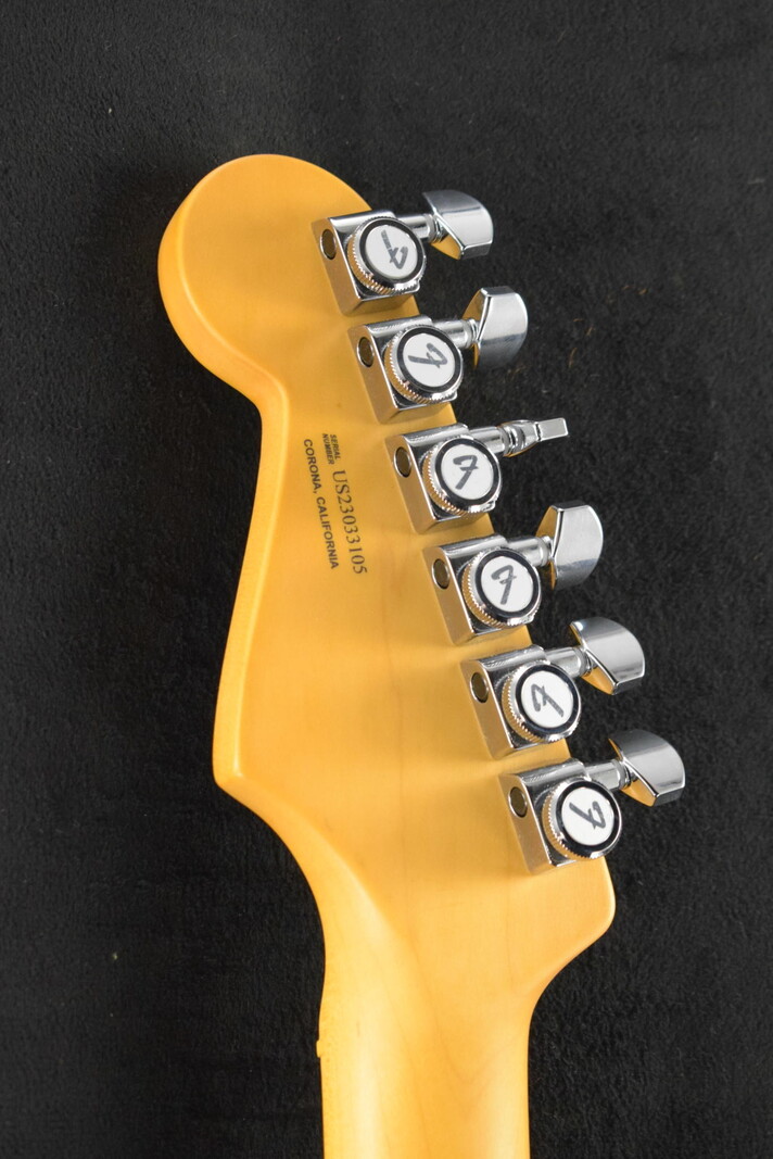 Fender Fender American Ultra Stratocaster HSS Ultraburst Maple Fingerboard