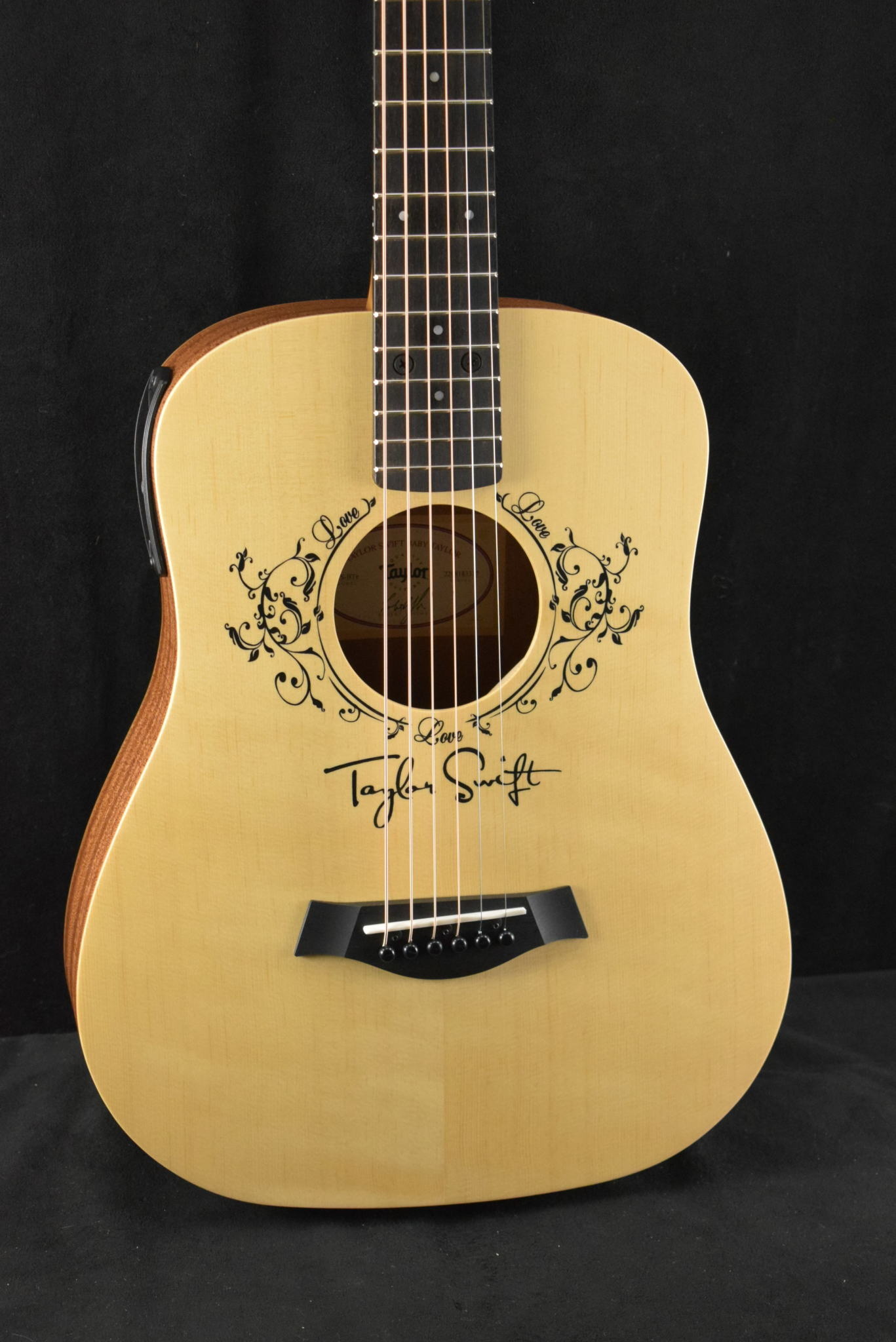 Taylor Guitars Taylor Swift Baby Taylor (TSBTe) with Electronics