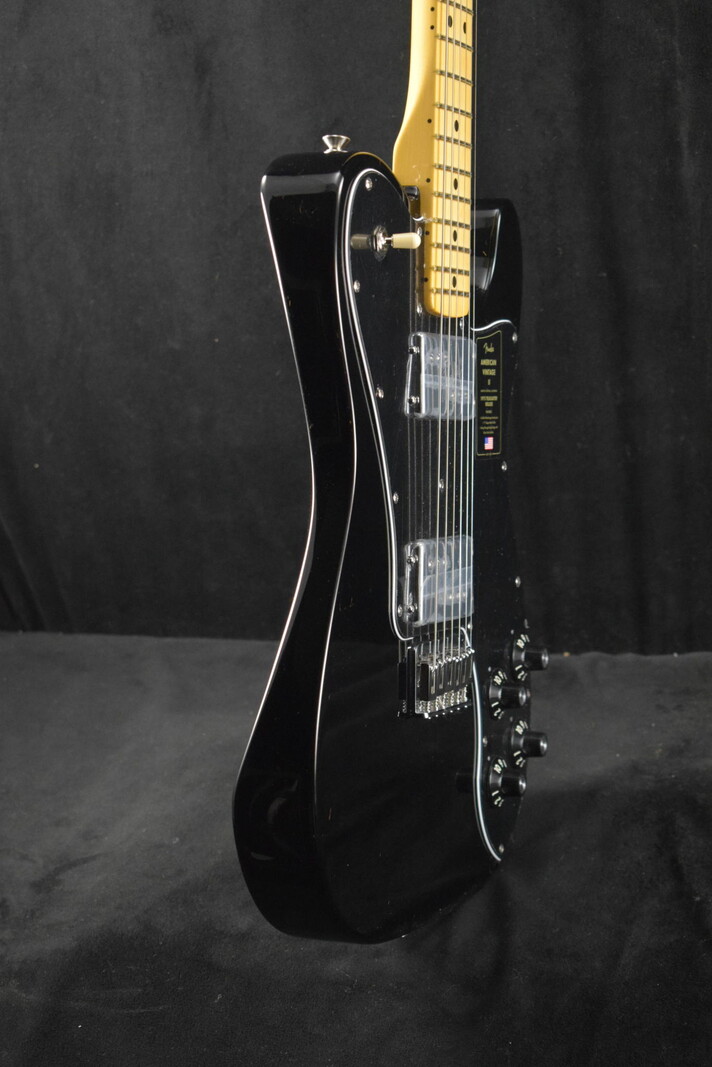 Fender Fender American Vintage II 1975 Telecaster Deluxe Maple Fingerboard Black