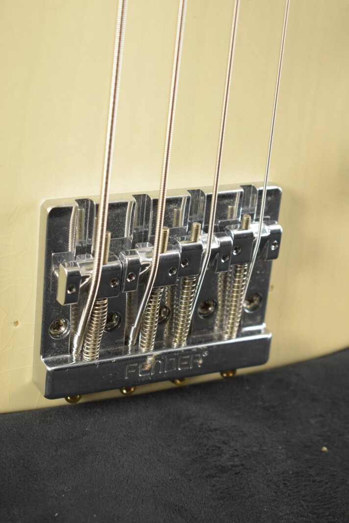 Fender Fender Mike Dirnt Road Worn Precision Bass White Blonde Maple Fingerboard