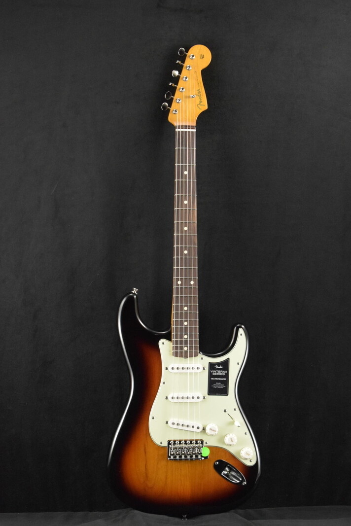 Fender Fender Vintera II '60s Stratocaster 3-Color Sunburst Rosewood Fingerboard
