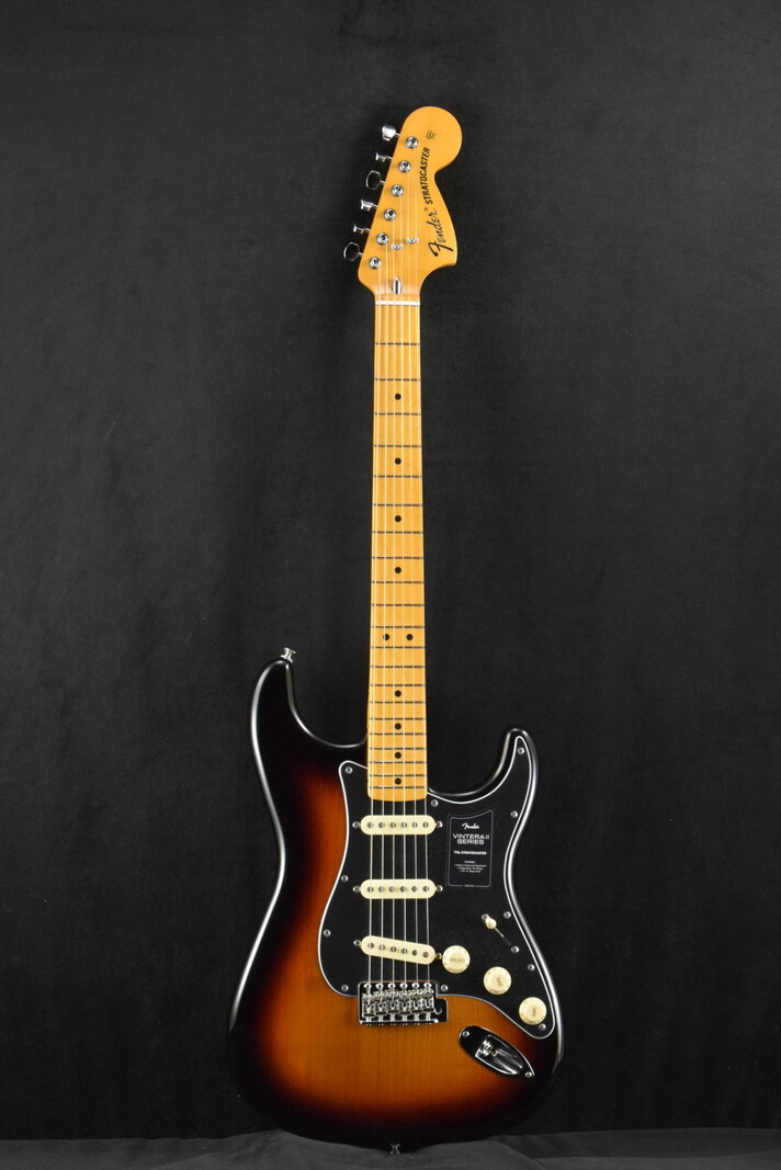 Fender Fender Vintera II '70s Stratocaster 3-Color Sunburst Maple Fingerboard