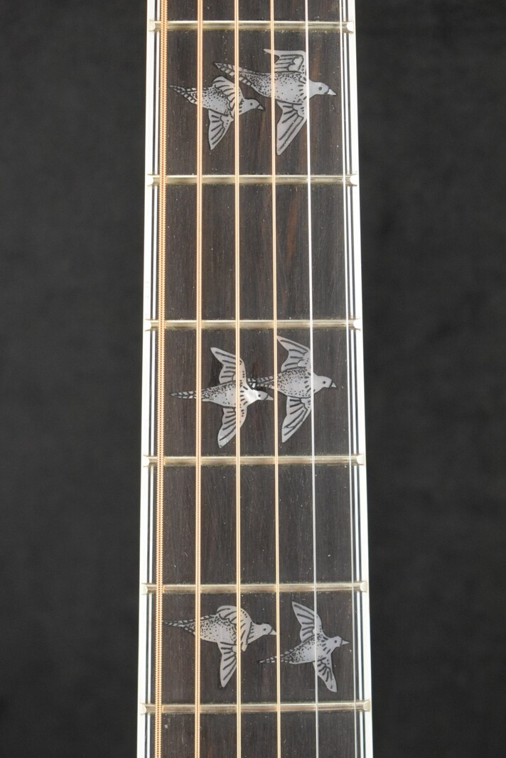 Gibson Gibson Custom Shop Doves in Flight Antique Cherry