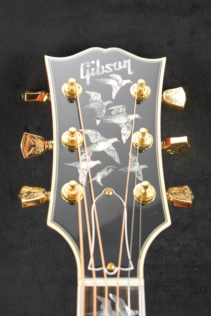 Gibson Gibson Custom Shop Doves in Flight Antique Cherry