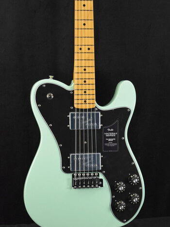 Fender Fender Vintera II '70s Telecaster Deluxe with Tremolo Surf Green Maple Fingerboard