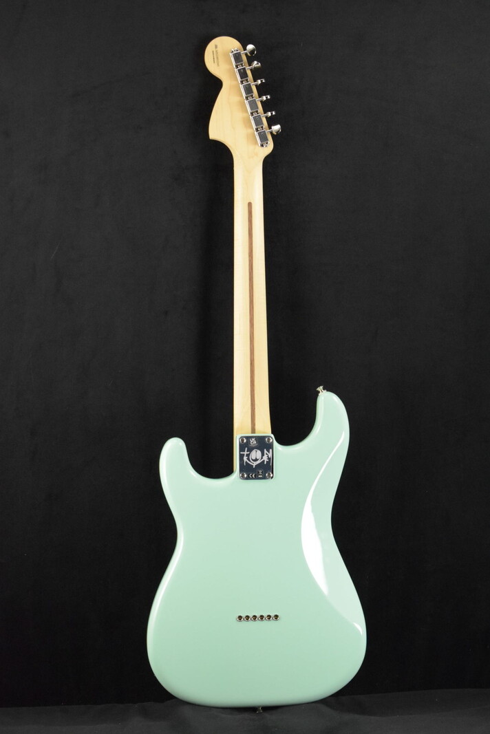 Fender Fender Limited Edition Tom DeLonge Stratocaster Surf Green Rosewood Fingerboard