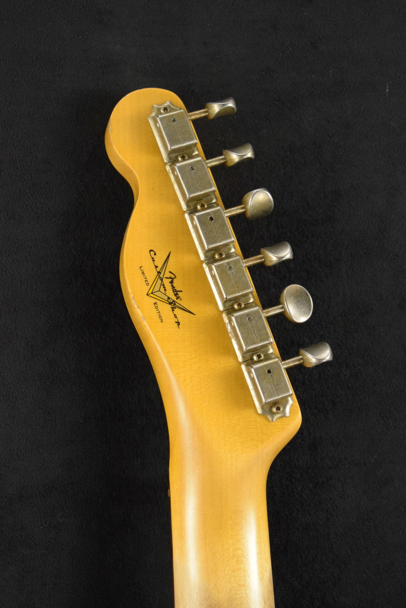 Fender Fender Custom Shop Limited Ed '61 Telecaster - Relic Aged Daphne Blue Sparkle