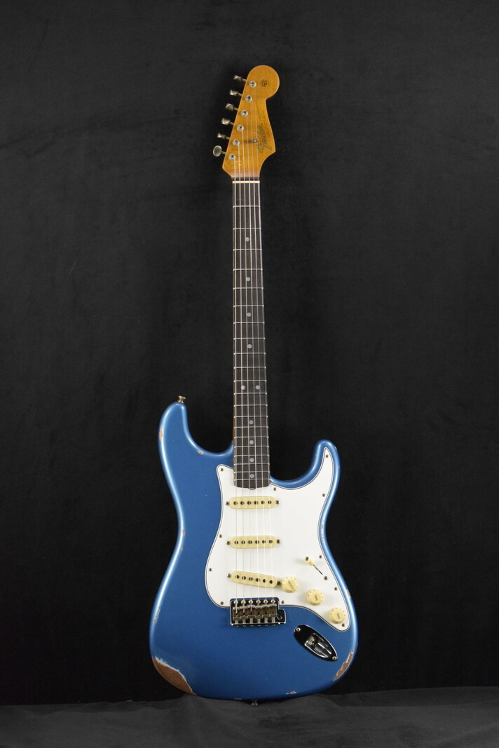 Fender Fender Custom Shop Limited Edition '64 Stratocaster Relic - Aged Lake Placid Blue