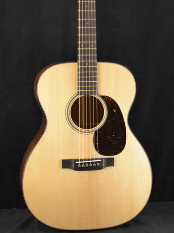 Martin Martin 000-18 Modern Deluxe Natural