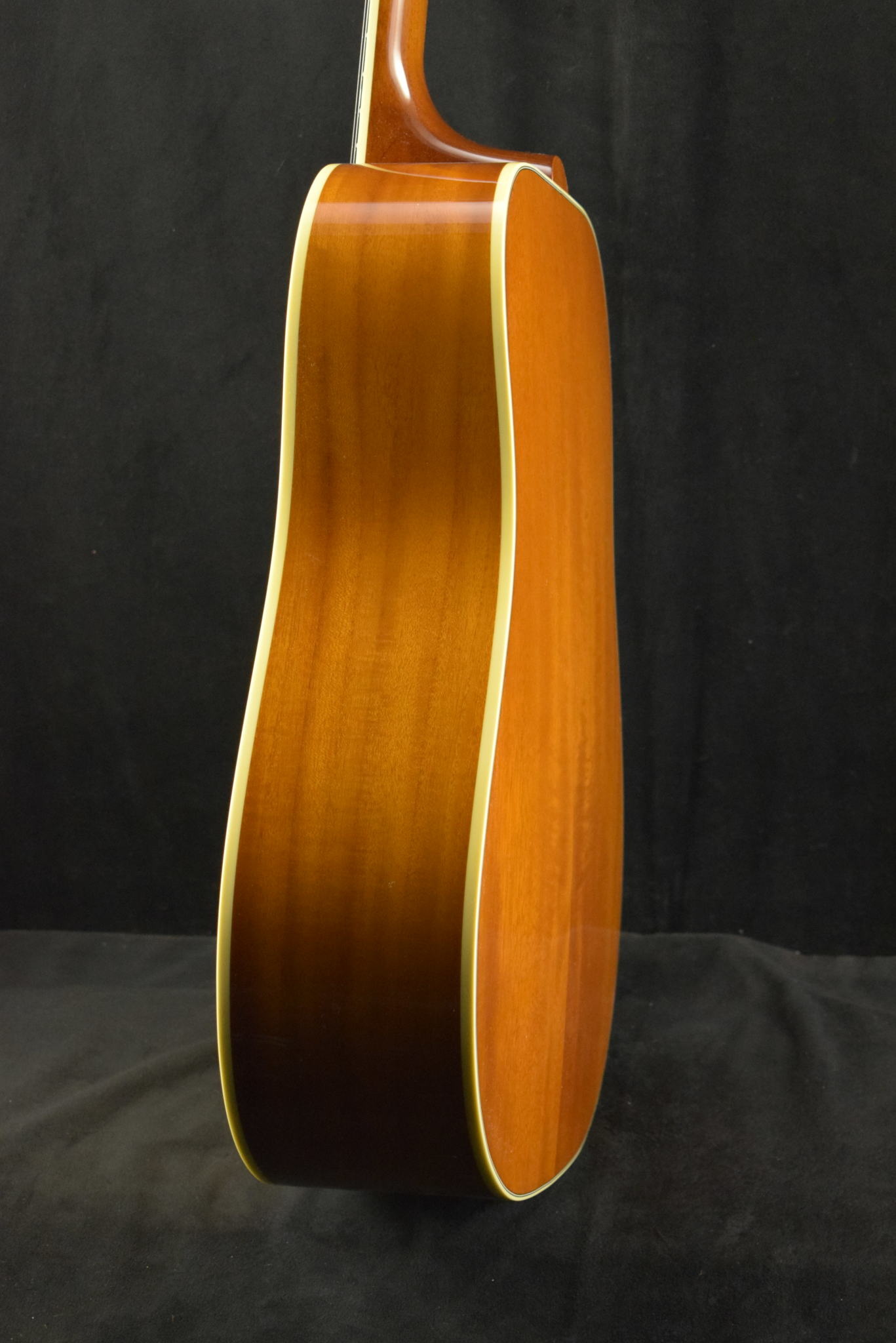 Gibson Gibson Hummingbird Original Heritage Cherry Sunburst